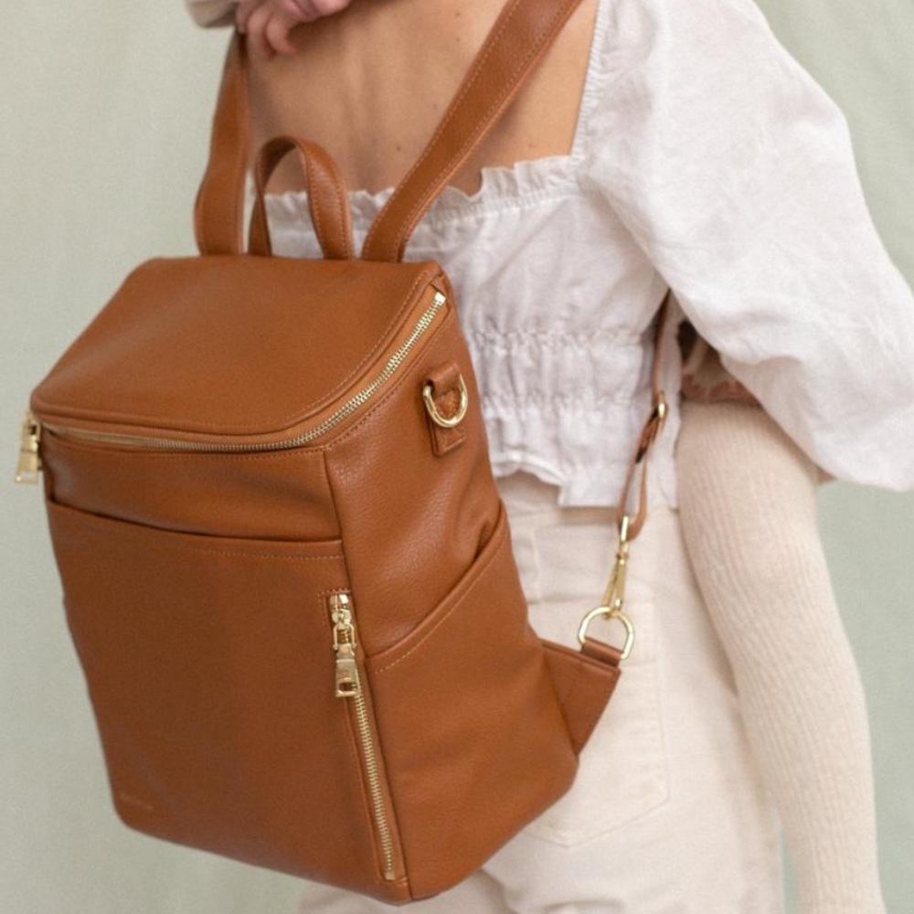 Azaria La Mere Original Convertible Diaper Bag Backpack - Caramel - Picture 3 of 5